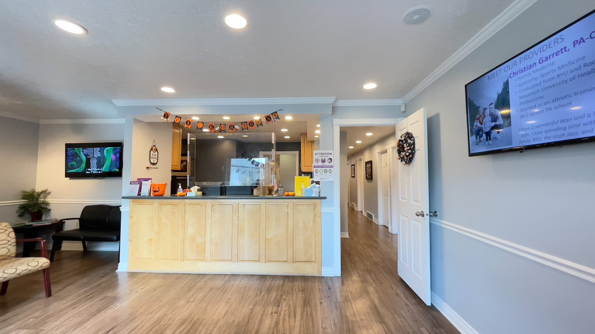 Image of Orem Family med Front desk