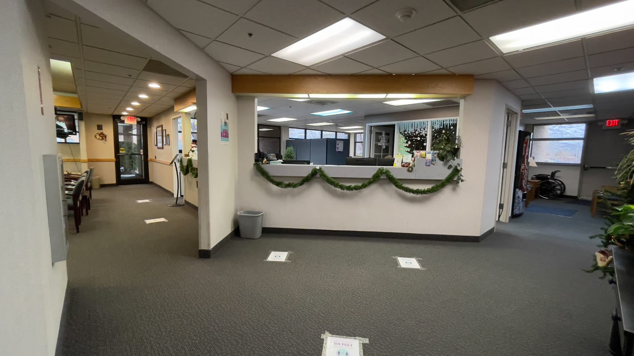 Image of North Valley AF clinic hallway