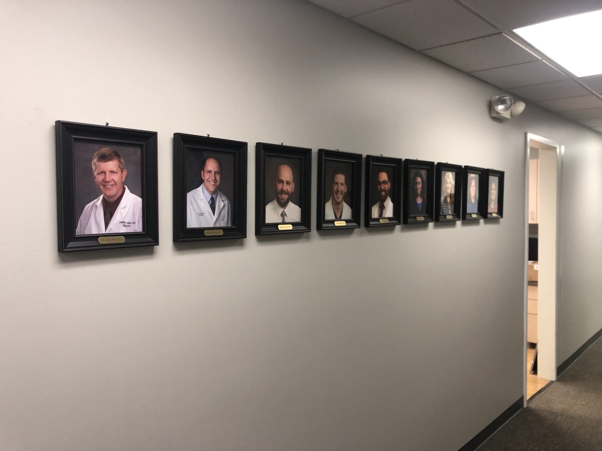 Image of pleasant grove clinic hallway