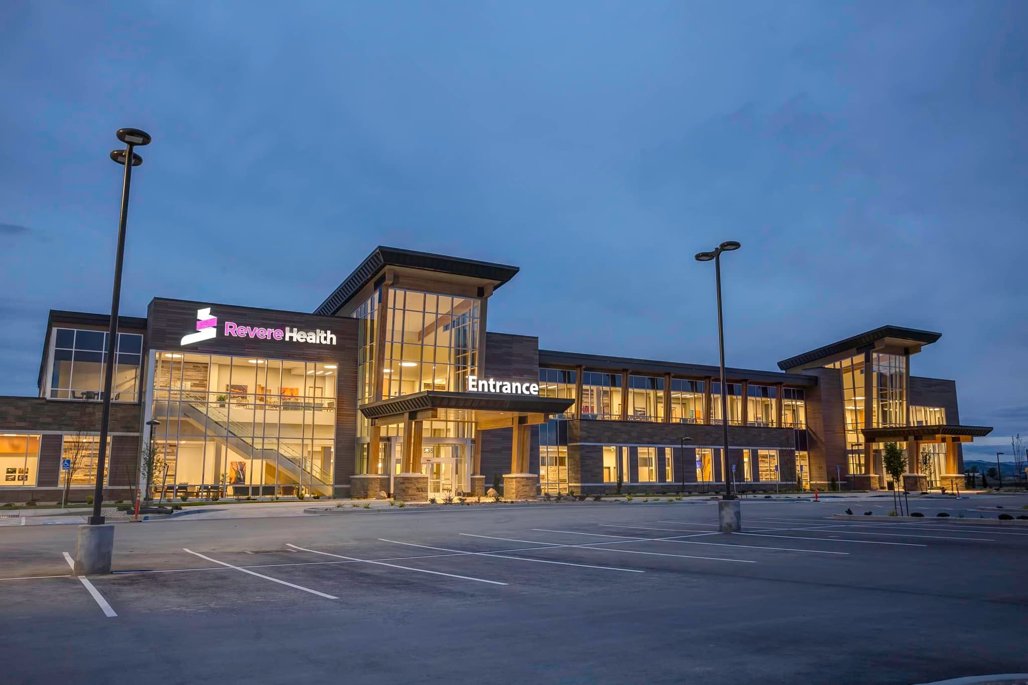 Image of Salem Family Medicine Exterior Night