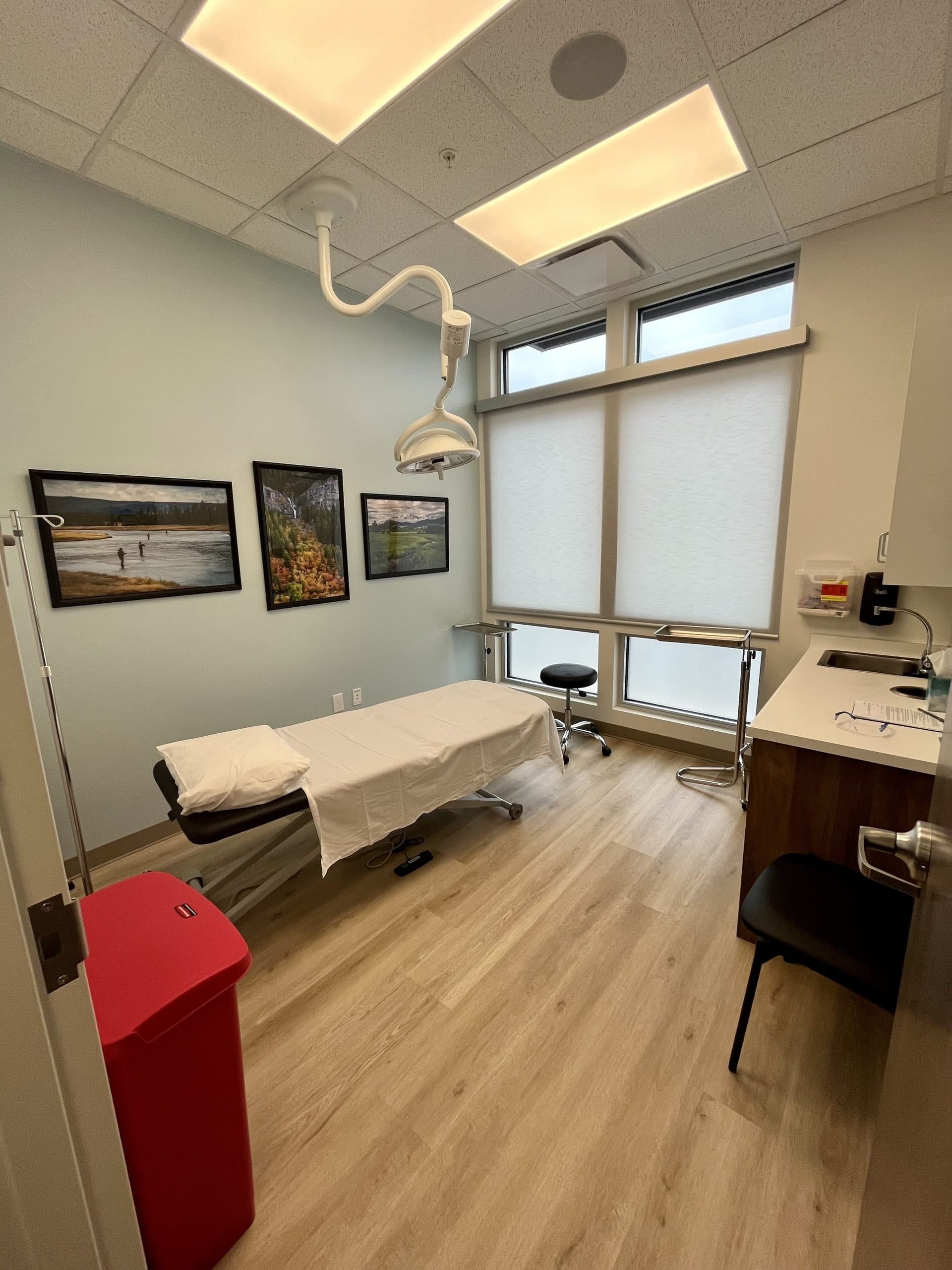 Image of examination room in heber doctors office. Heber Family Medicine strives to offer convenient, and professional healthcare. Schedule today.