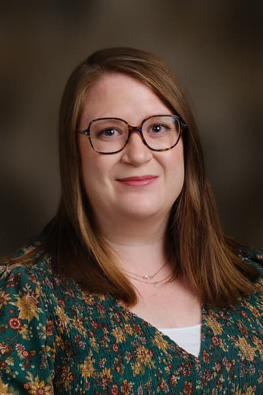 Picture of Shanalyn Hunsaker, LMFT