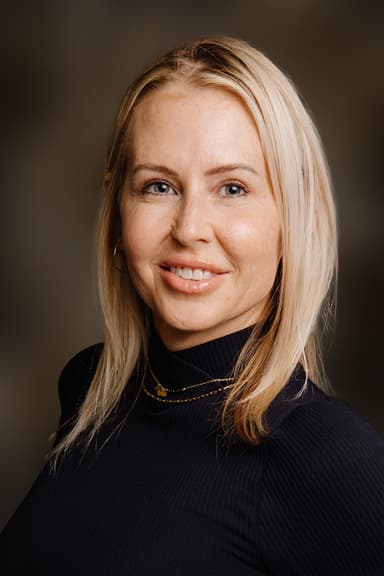 Picture of Cari Stucki, NP