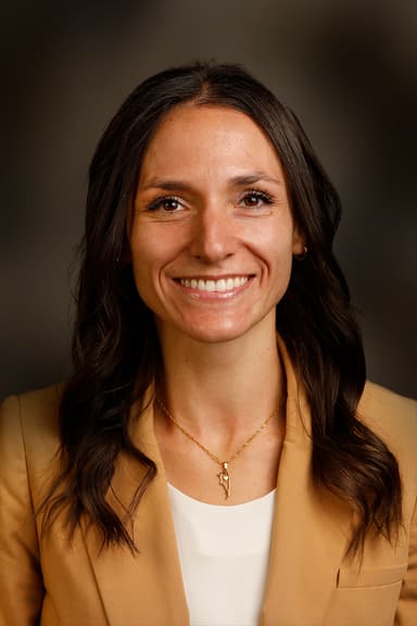 Picture of Victoria Cuello, NP