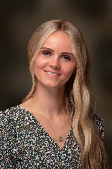 Picture of Taelor Hildebrand, NP