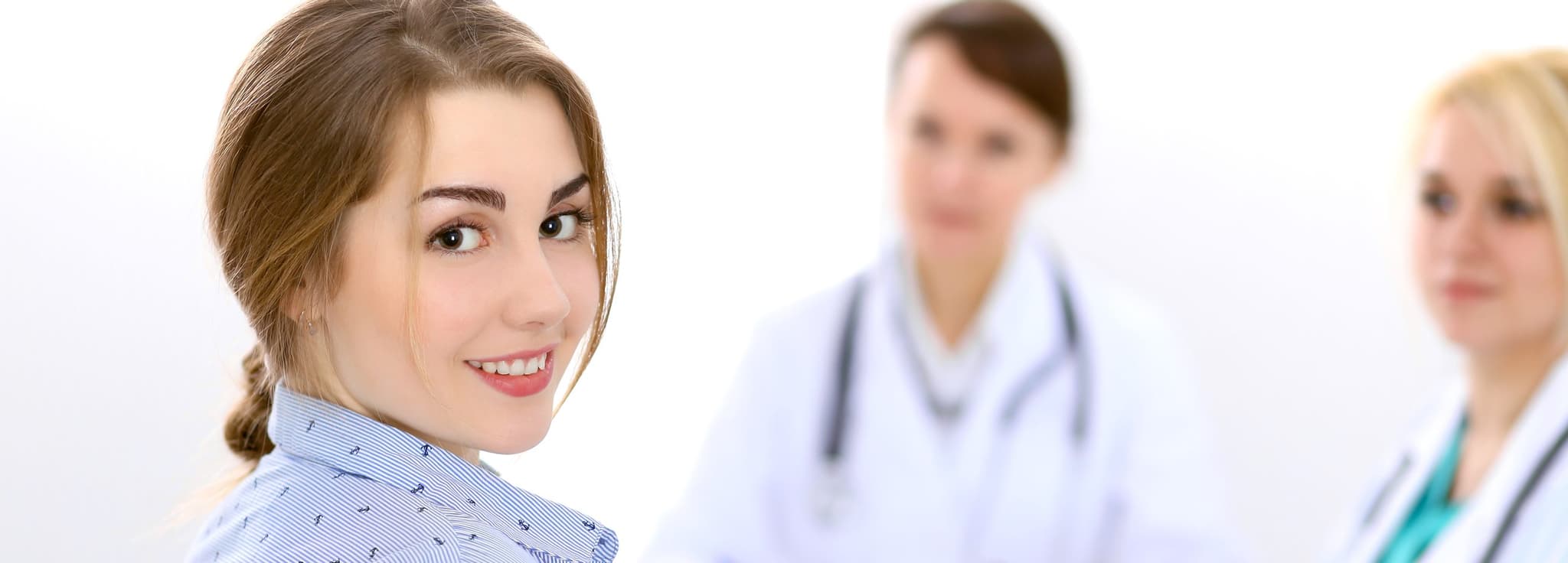 Picture of patient talking with doctor